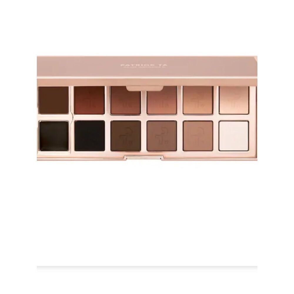 PATRICK TA
Major Dimension III Matte Eyeshadow Palette